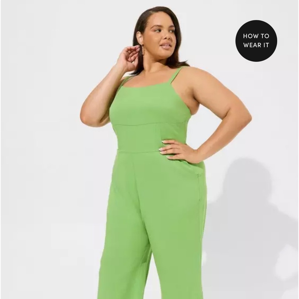 Torrid Stretch Challis Tie Back Wide Leg Jumpsuit Green Women's Jumpsuit Size 1